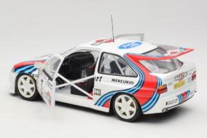 Ford Escort RS Cosworth Martini #3 1000 Miglia 1995 UT Models 1:18 39550 Pressofusione — immagine 5 di 8