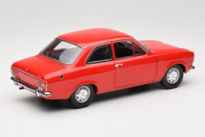 Ford Escort Mk1 Street Rosso Minichamps 1:18 100081001 Pressofusione — immagine 3 di 8
