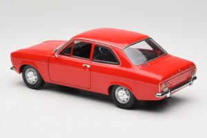 Ford Escort Mk1 Street Rosso Minichamps 1:18 100081001 Pressofusione — immagine 7 di 8
