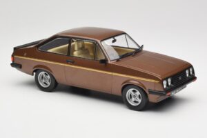 Ford Escort Mk2 RS 2000 Brown Metallic MCG 1:18 MCG18530 Pressofusione — immagine 4 di 6