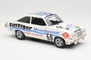 Ford Escort Mk2 RS2000 #59 H. Heyer / A. Hahne / K. Ludwig 24 Hours Nürburgring 1982 MCG 1:18 MCG18438R Pressofusione — immagine 4 di 6