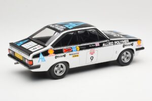 Ford Escort Mk2 RS2000 #9 R. Clark / S. Porter Tour of Britain 1976 MCG 1:18 MCG18437R Pressofusione — immagine 2 di 6