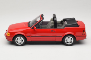 Ford Escort Mk4 XR3i Cabriolet Flamenco Red Otto 1:18 OT1254 Resina — immagine 3 di 6