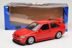 Ford Escort Mk5 RS Cosworth Rosso UT Models 1:18 180082102 Pressofusione — immagine 8 di 8