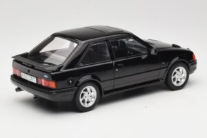 Ford Escort Mk4 RS Turbo S2 Nero MCG 1:18 MCG18546 Pressofusione — immagine 2 di 6