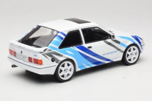 Ford Escort Mk4 RS Turbo S2 Bianco Con Decorazioni MCG 1:18 MCG18547R Pressofusione — immagine 2 di 6