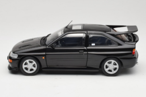 Ford Escort RS Cosworth Black Metallic Minichamps 1:18 150089020 Pressofusione — immagine 4 di 8