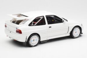 Ford Escort RS Cosworth Group A Bianco Otto 1:18 OT1025 Resina — immagine 2 di 6