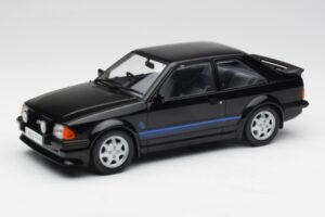 Ford Escort RS Turbo Auto Privata Principessa Diana Nero MCG 1:18 MCG18420 Pressofusione
