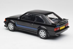 Ford Escort RS Turbo Auto Privata Principessa Diana Nero MCG 1:18 MCG18420 Pressofusione — immagine 5 di 6