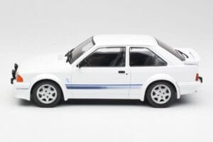 Ford Escort RS Turbo Bianco MCG 1:18 MCG18419 Pressofusione — immagine 3 di 6
