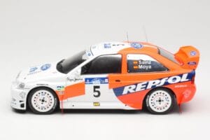 Ford Escort WRC #5 C. Sainz / L. Moya Winner Acropolis Rally 1997 IXO 1:18 18RMC172A Pressofusione — immagine 3 di 6