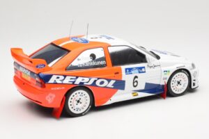 Ford Escort WRC #6 A. Schwarz / M. Giraudet Acropolis Rally 1997 IXO 1:18 18RMC172B Pressofusione — immagine 2 di 6