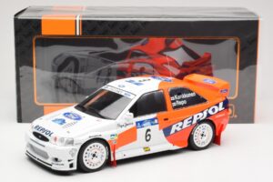 Ford Escort WRC #6 A. Schwarz / M. Giraudet Acropolis Rally 1997 IXO 1:18 18RMC172B Pressofusione — immagine 6 di 6