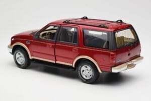 Ford Expedition Eddie Bauer Rosso Metallizzato UT Models 1:18 22711 Pressofusione — immagine 7 di 8