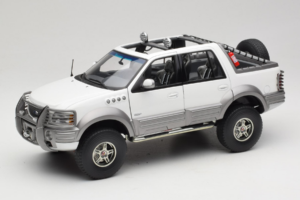 Ford Expedition Himalaya White AUTOart 1:18 72781 Pressofusione