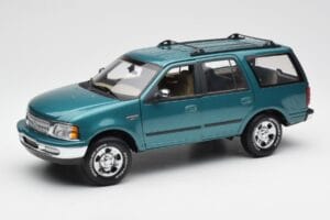 Ford Expedition XLT Verde Metallizzato UT Models 1:18 22717 Pressofusione