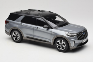 Ford Explorer Grigio OEM 1:18 FORD2020 Pressofusione — immagine 6 di 8