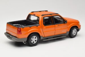 Ford Explorer Sport Trac Arancione Maisto 1:18 536891G Pressofusione — immagine 3 di 8