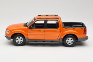 Ford Explorer Sport Trac Arancione Maisto 1:18 536891G Pressofusione — immagine 4 di 8