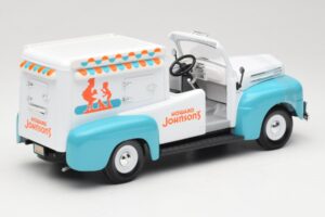 Ford F-1 Howard Johnson's Ice Cream Road Signature 1:18 92229 Pressofusione — immagine 2 di 6