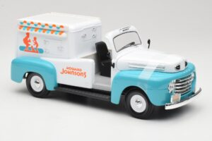Ford F-1 Howard Johnson's Ice Cream Road Signature 1:18 92229 Pressofusione — immagine 4 di 6