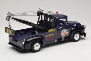 Ford F-100 Carro Attrezzi Bob's Towing Welly 1:18 19834-W Pressofusione — immagine 2 di 6