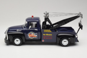 Ford F-100 Carro Attrezzi Bob's Towing Welly 1:18 19834-W Pressofusione — immagine 3 di 6