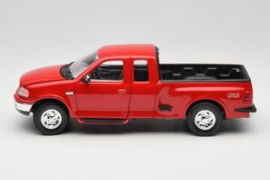 Ford F-150 Flareside SuperCab Rosso Mira 1:18 6217 Pressofusione — immagine 4 di 8
