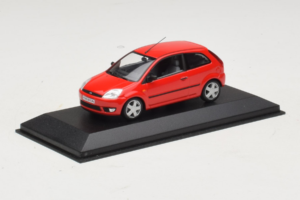 Ford Fiesta Mk5 2-Door Rosso Minichamps 1:43 FIESTA004 Pressofusione — immagine 2 di 4