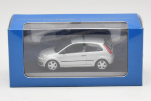 Ford Fiesta Mk5 2-Door Argento Minichamps 1:43 FIESTA003 Pressofusione — immagine 4 di 4