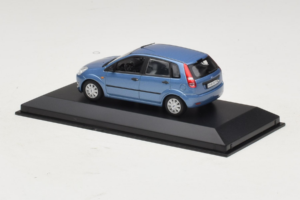 Ford Fiesta Mk5 4-Door Blu Chiaro Minichamps 1:43 FIESTA002 Pressofusione — immagine 3 di 4