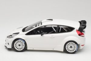 Ford Fiesta RS WRC Street Mk7 Bianco Minichamps 1:18 151110890 Pressofusione — immagine 3 di 6