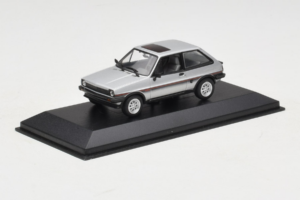 Ford Fiesta XR2 Argento Minichamps 1:43 400085160 Pressofusione — immagine 2 di 4