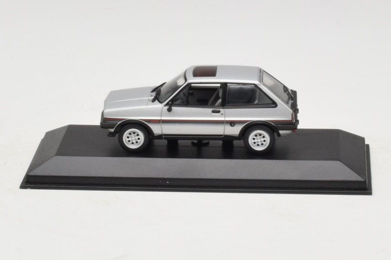 Ford Fiesta XR2 Argento Minichamps 1:43 400085160 Pressofusione
