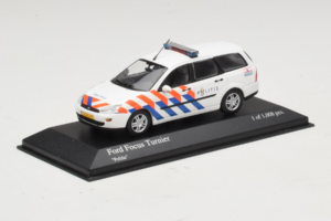 Ford Focus Turnier Politie Minichamps 1:43 430087092 Pressofusione — immagine 2 di 4