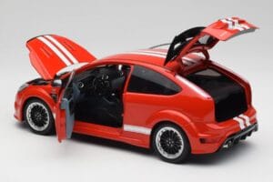 Ford Focus RS LM Classic Edition Race Red 1967 Ford Mk IV Tribute Minichamps 1:18 100080067 Pressofusione — immagine 5 di 8