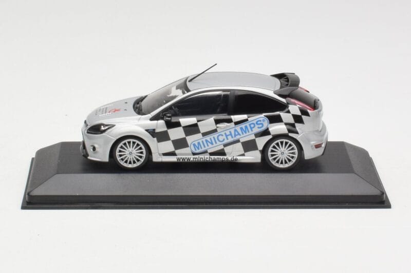 Ford Focus RS Mk2 Toy Fair Nuremberg 2010 Minichamps 1:43 403088105 Pressofusione