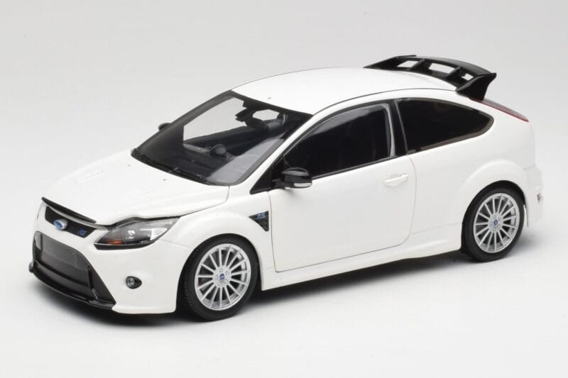 Ford Focus RS Mk2 Bianco Minichamps 1:18 100080002 Pressofusione