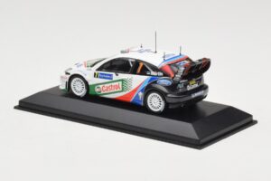 Ford Focus RS WRC #7 M. Martin / M. Park Winner Rally Catalunya 2004 Minichamps 1:43 400048497 Pressofusione — immagine 3 di 4