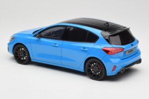 Ford Focus ST Edition Mk4 Azure Blue Otto 1:18 OT1186 Resina — immagine 5 di 6