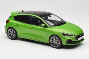 Ford Focus ST Mk4 Verde MCG 1:18 MCG18452 Pressofusione — immagine 4 di 6