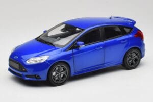 Ford Focus ST Mk2 Blue Metallic Minichamps 1:18 110082001 Pressofusione