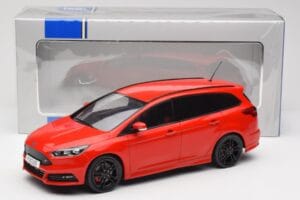 Ford Focus ST Turnier Mk3 Race Red MCG 1:18 MCG18466 Pressofusione — immagine 6 di 6