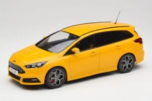 Ford Focus ST Turnier Mk3 Giallo MCG 1:18 MCG18464 Pressofusione
