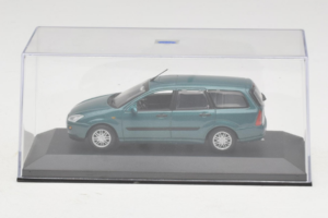 Ford Focus Mk1 Turnier Verde Minichamps 1:43 FOCUS003 Pressofusione — immagine 4 di 5