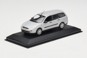 Ford Focus Mk1 Turnier Argento Minichamps 1:43 FOCUS004 Pressofusione — immagine 2 di 5