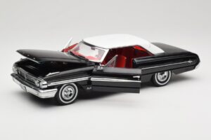 Ford Galaxie 500 Nero Sun Star 1:18 1442 Pressofusione — immagine 2 di 8