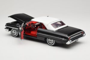 Ford Galaxie 500 Nero Sun Star 1:18 1442 Pressofusione — immagine 5 di 8