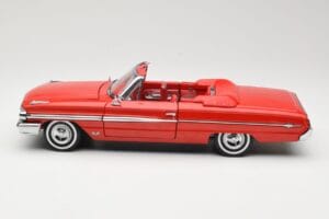 Ford Galaxie 500 Cabriolet Rosso Sun Star 1:18 1420 Pressofusione — immagine 4 di 8